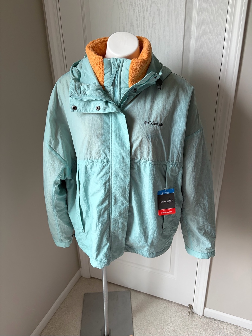 Columbia 3 in 1 Aqua Shell Jacket with Orange Sherpa Fleece Liner - Picture 2 of 7